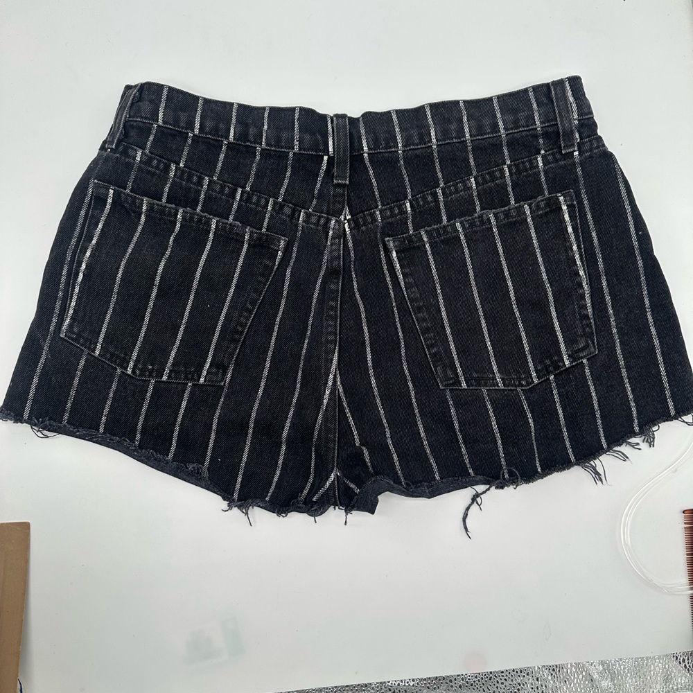 Reformation Dixie high waist button fly Black stripe Cutoff Denim Shorts size 29 - Picture 7 of 9